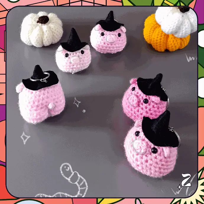 Halloween Special - Witchy Mini Pigs